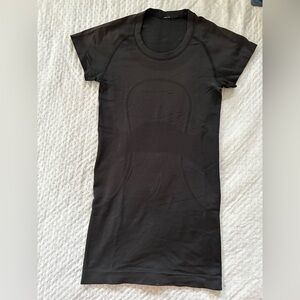 Lululemon Swiftly Shortsleeve